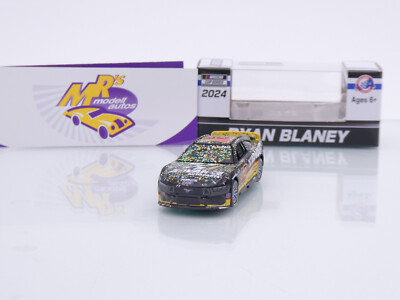 Lionel Racing W122465ADVRBI # Ford NASCAR 2024 Ryan Blaney Advance Auto Win 1:64