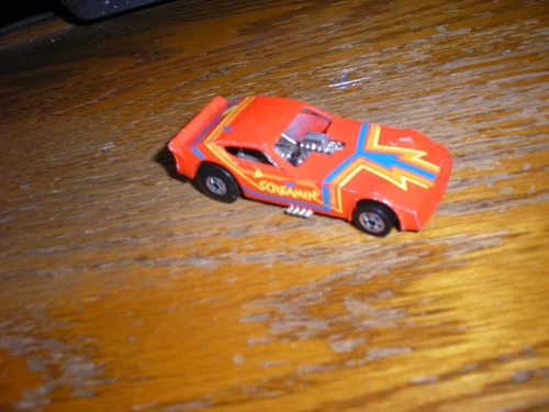 NICE RARE Vintage Hot Wheels SCREAMIN' Plymouth Funny Car Red Free SHIPPING
