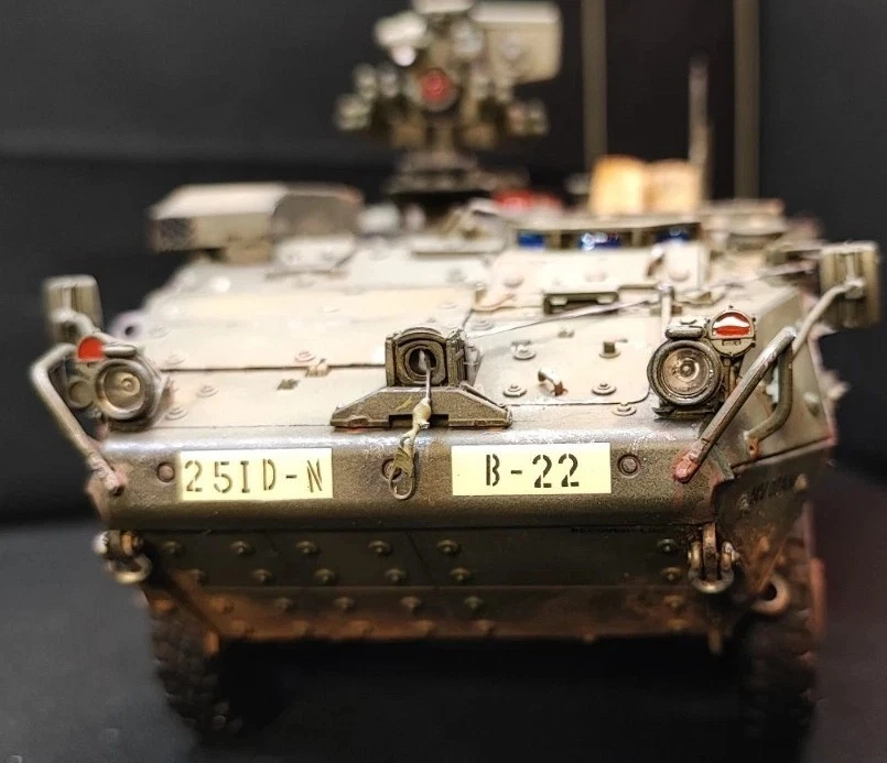 *CONSTRUIDO* U.S.M1126 Stryker (ICV) Vehículo portaaviones de infantería 1/35 pintado/resistente a la intemperie Foto 2 de 4