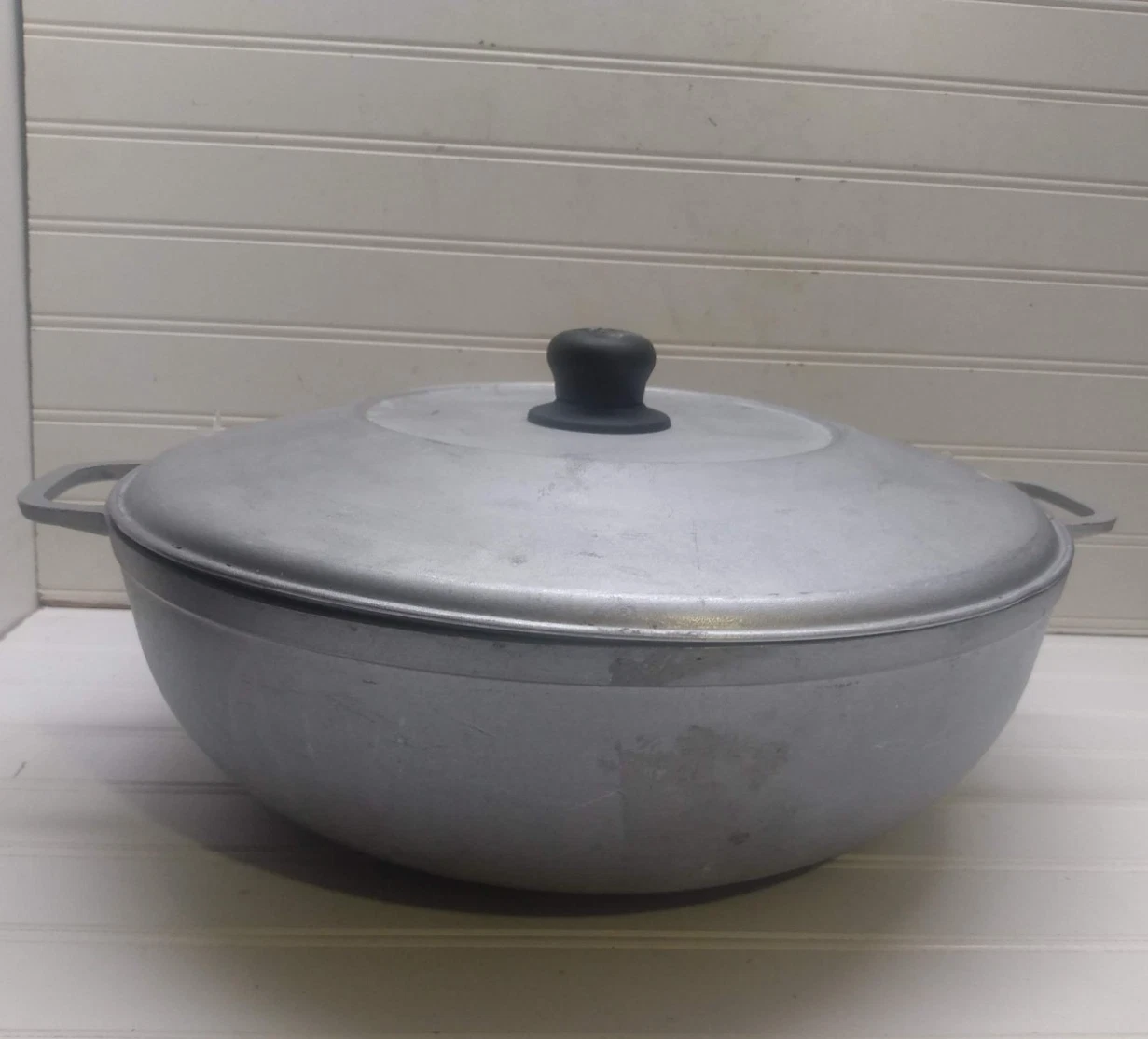 IMUSA 12 Qt Caldero Cast Aluminum 14.5" Skillet Wok Dutch Oven Stockpot Pan Lid