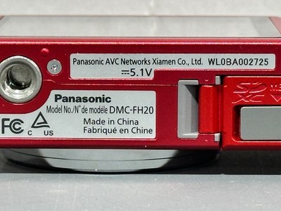 Panasonic Lumix DMC-FH20 14.1 MP 8x Optical Zoom Red Compact
