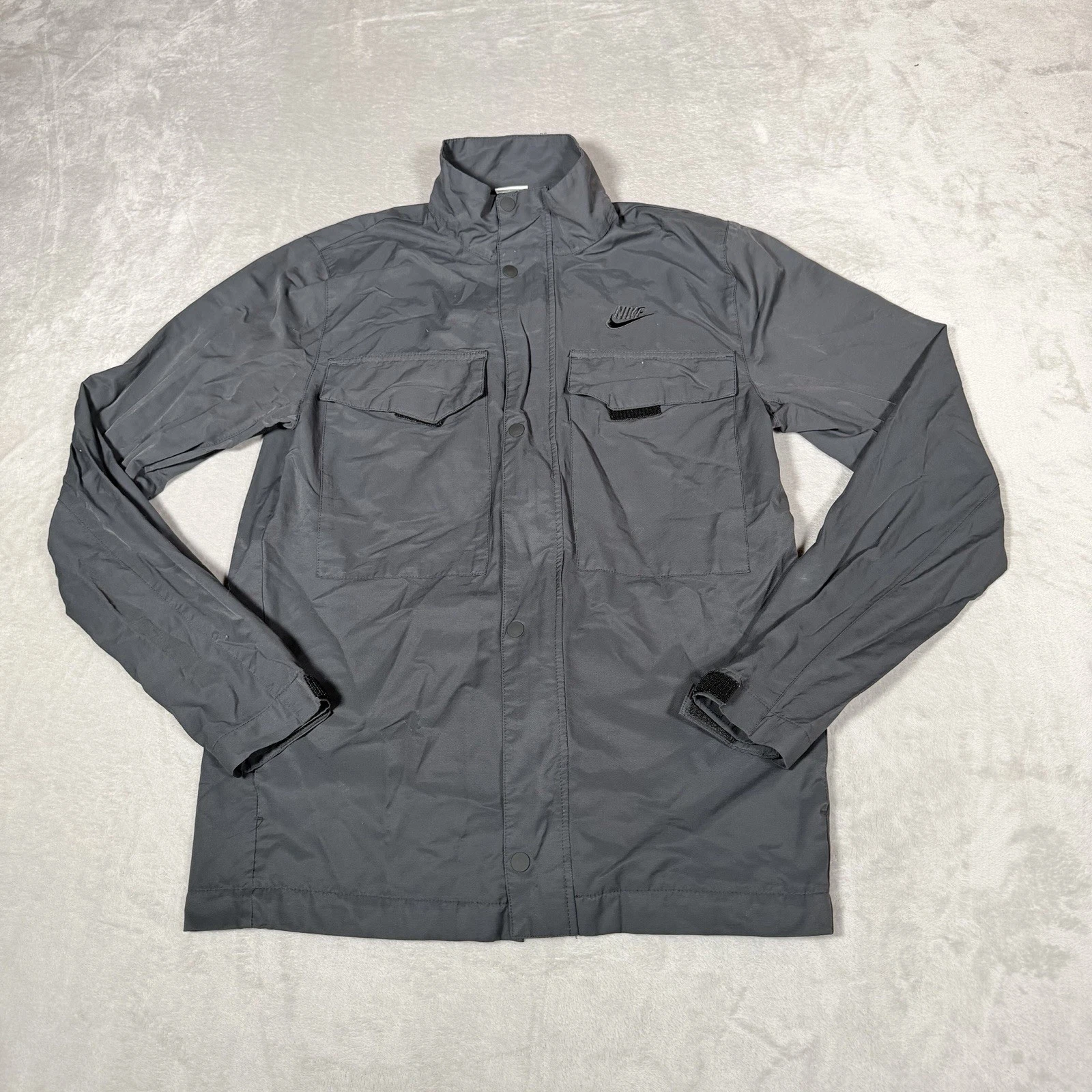 Nike Jacket Mens Medium Black Utility Pocket Windbreaker Streetwear Outdoors