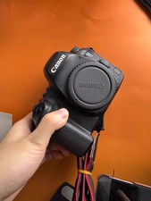 Canon 6D Mark II Body 26.2MP Full Frame DSLR Camera 95% New