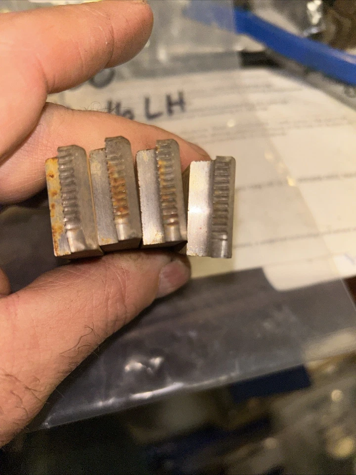 Oster 300 HS Die Set Left Hand 3/8-16 Bolt - Image 2 of 4