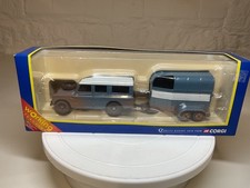 Corgi Horse Box & Land Rover - mint in box