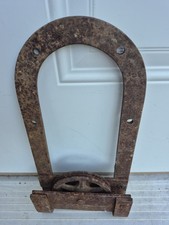 VINTAGE BARD DOOR ROLLER