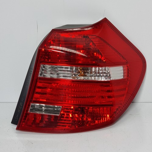 BMW 1er E81 E87 Facelift Rückleuchte Rücklicht rechts außen komplett 7154956