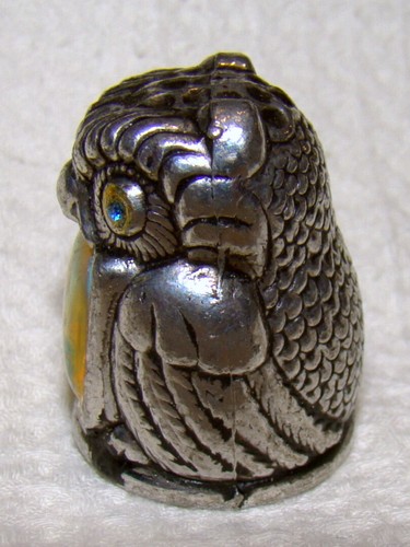 THIMBLE Rare # 3D BLUE Glass EYE Metal Thimble Hat BENIDORM OWL Bird EUL Souvenir - Picture 3 of 6