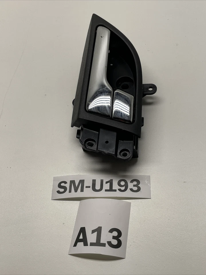 2015 BMW 328i Rear Right back door interior handle inner OEM — 第 3/4 张图片