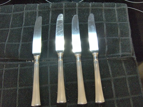 Towle Georgian House Christy 5 Piece Flatware Sets with Hostess Set - Picture 2 of 6