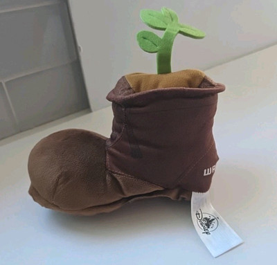 Disney Pixar Wall-E Brown Boot with Green Plant 7'' Plush