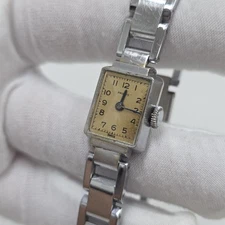 Vintage Rare Ladies Pronto Tank Watch Mechanical Wind Up Swiss 15 Jewel Runs