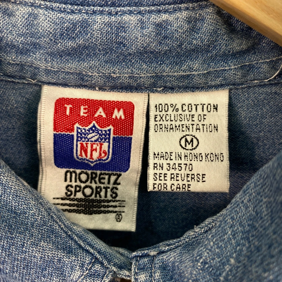 Green Bay Packers NFL Mens Medium Long Sleeve Button Up Shirt Blue Denim Pocket - Image 3 of 4