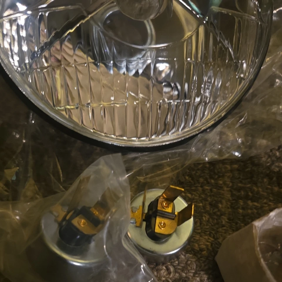 Juego de faros trípode MG TD, TF, Triumph TR2, TR3, TR4, MGA P700 nuevo Foto 4 de 4