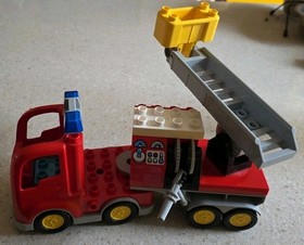 LEGO DUPLO - FIRE TRUCK - 10592 - VINTAGE - NO BOX AND INSTRUCTIONS