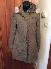 Green Parka M Billabong Khaki Green Parka Style Coat M Hardly Worn