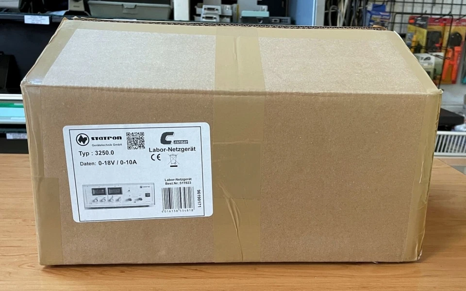 Statron 3250.0 lab power supply with adjustable voltage 0 - 18V/DC, 0 - 10A - Image 4 of 4