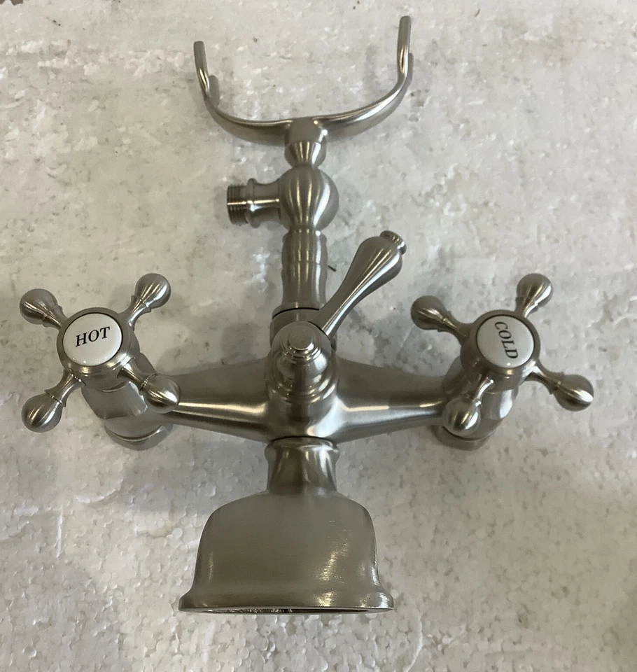 Newport 黄铜浴缸填料带洗手机缎面镍暴露 934/15S C2 — 第 3/4 张图片