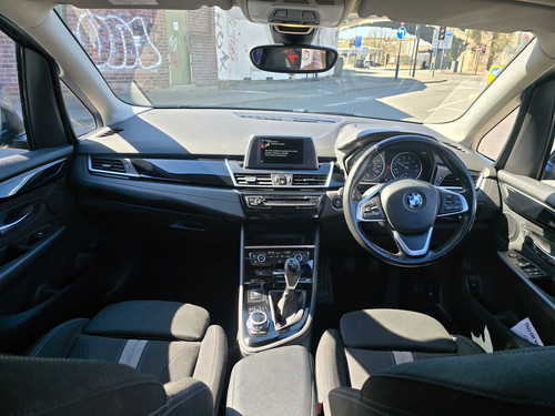 2017 BMW 2 Series 218i Sport 5dr [Nav] HATCHBACK Petrol Manual - Picture 13 of 24