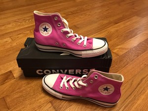 converse hyper magenta