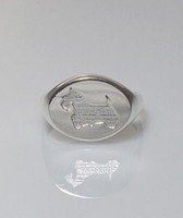 Silberner Chevalier-Ring Mit Silhouette Einer Schottischen Hunderasse Im Flachr