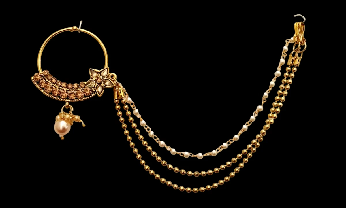 Latest gold outlet nath design