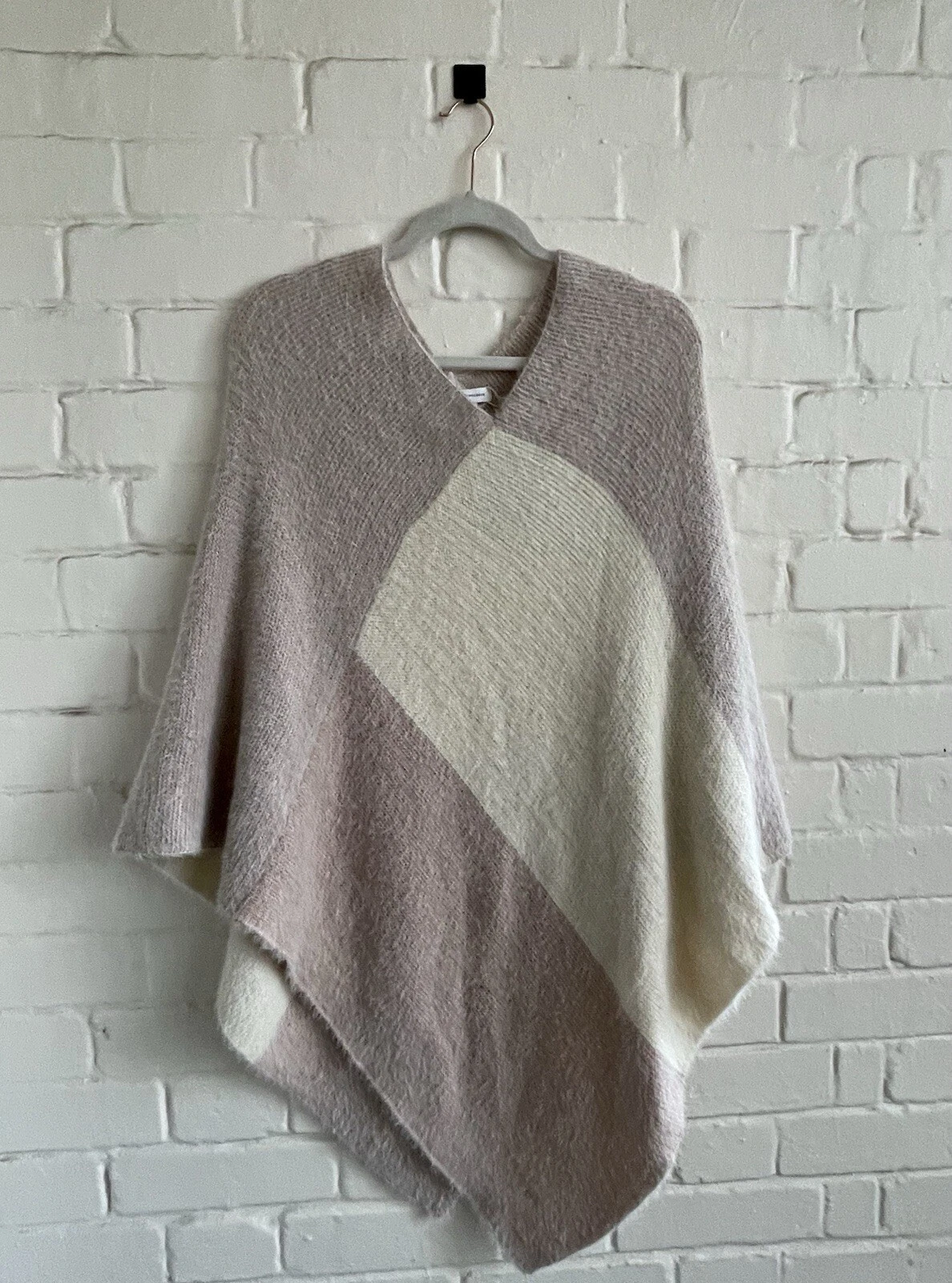 Anthropologie Asymmetric Poncho Ivory & Beige Knitted Folk Boho Pullover Poncho