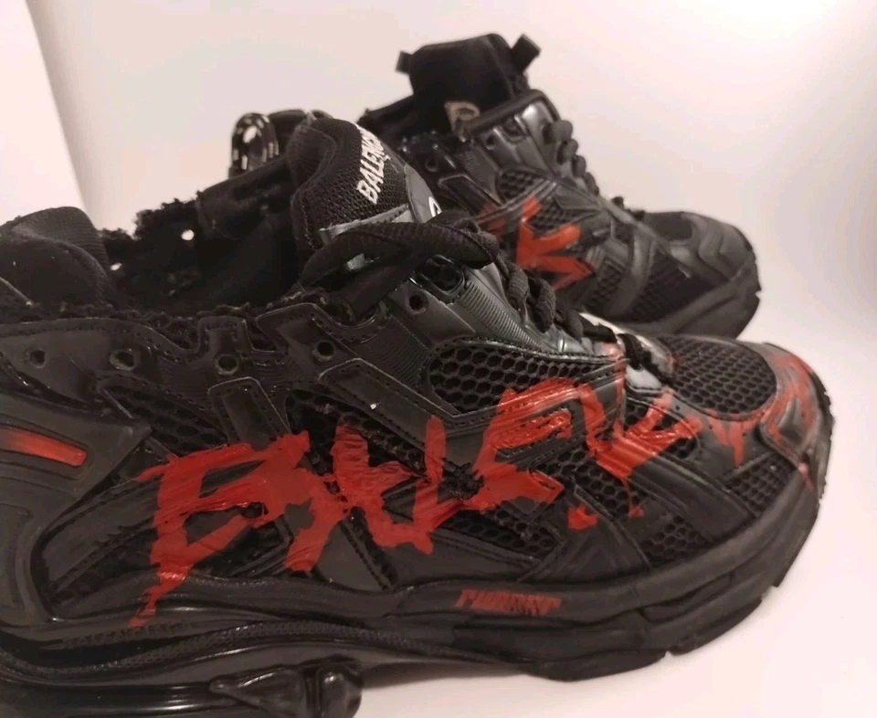 Balenciaga Runners - Blk/Red US Size 7 - Image 2 of 4