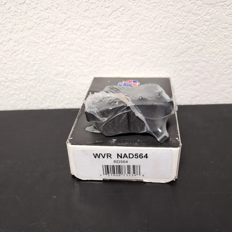 Pastillas de freno estándar Honda/Acura Carquest NAD564 - Juego de pastillas de freno de disco, traseras Foto 3 de 3