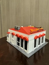 O Scale “Yoccos” The Hotdog king Restaurant Kit