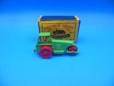 Matchbox Moko Lesney 1 b Aveling Barford Road Roller in Gloss Green Red Wheels