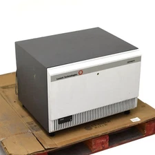 Lucent Technologies Definity J58890N SCC EPN Control Cabinet w/ 18 Modules & PS