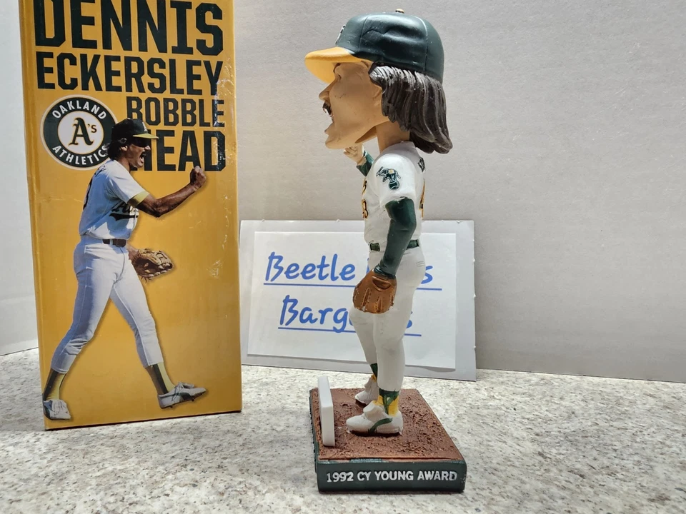 Dennis Eckersley Oakland A's MLB 2017 SGA Bobblehead NIB 1992 CY - Image 4 of 4