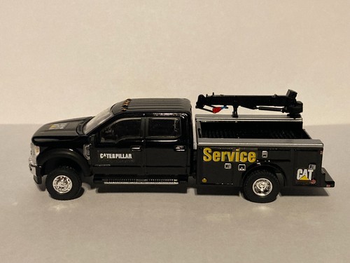 custom 1/64 Ford F-450 Super Duty CAT / Caterpillar service truck - Black - Picture 3 of 7