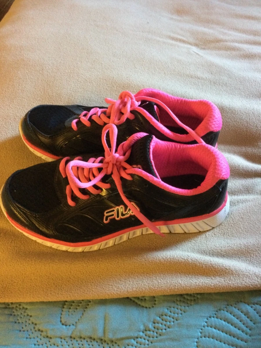 Fila men's memory windstar sale running shoes