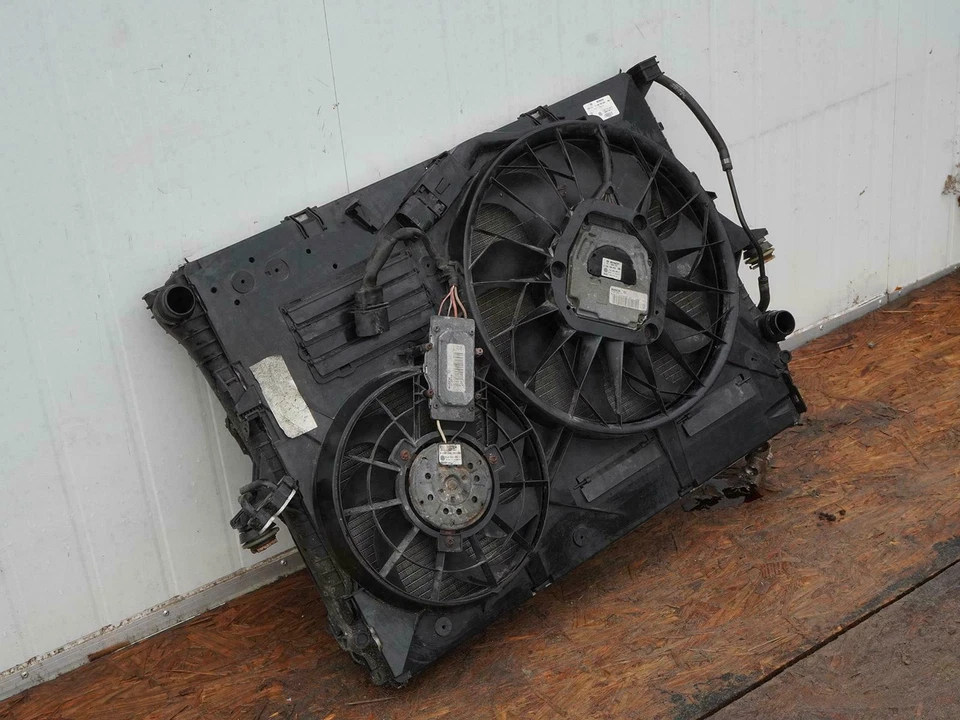 2007 - 2009 Audi Q7 4L 4.2 Radiator Fan Shroud Engine Cooling Fan Assembly Oem Foto 2 de 4