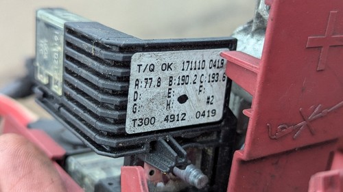 VAUXHALL MOKKA X POSITIVE BATTERY TERMINAL FUSE BOX FACELIFT 2016-2022 1.4T - Picture 3 of 5