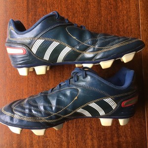 women's outdoor soccer cleats