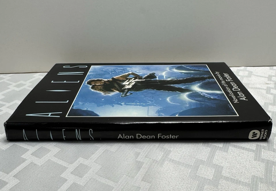 Aliens Alan Dean Foster Film Novelization 1986 Hard Cover Dust Jacket BCE Warner - Image 2 of 4
