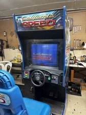 California Speed Sit Down Arcade Driving Video Game Machine W CRT