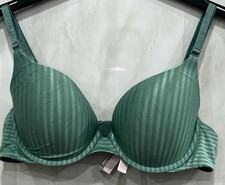 Victoria Secret Bra push up size 36B Barely worn as now a different size