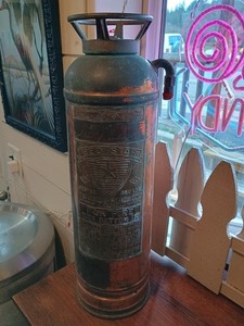 Red Star Brass and Copper Fire Extinguisher Model 303 2.5 Gallon