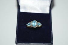 9ct Yellow Gold Ice Blue & Diamond Cluster Ring