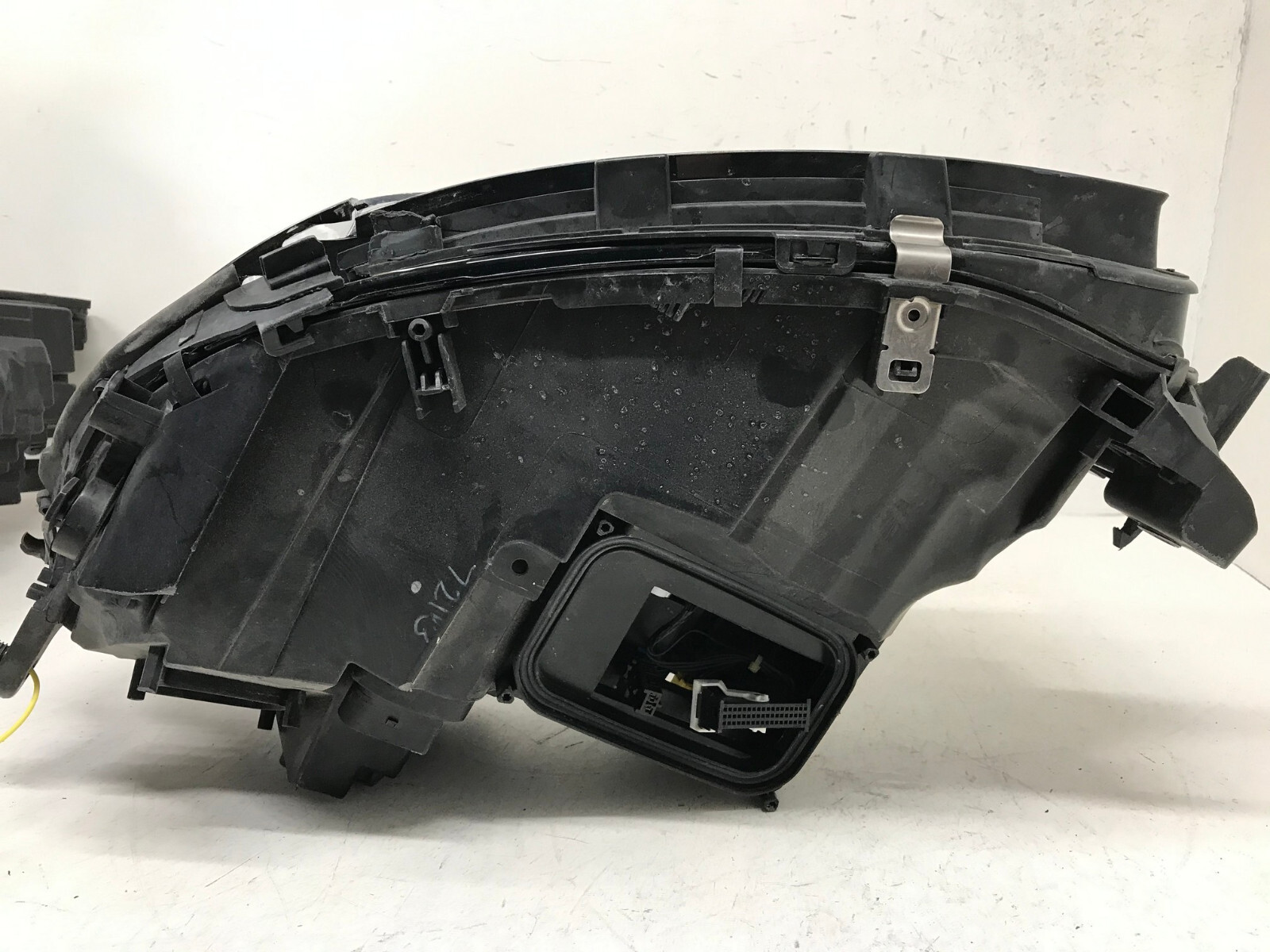 Headlight LED Passenger RH Mercedes GLE 2016 - 2019 A1669062603 
