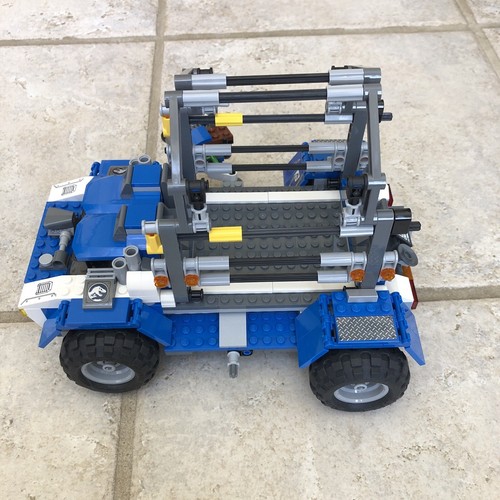 Lego 75918 Jurassic World T Rex Tracker Used w/Manual Box Mini figures - NO Dino - Picture 5 of 13