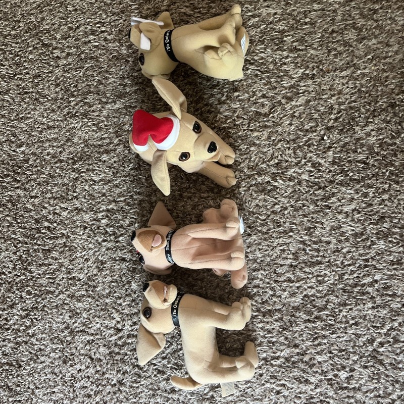 Taco Bell Yo Quiero Chihuahua Dog Set Of 4 1998 Release Vintage Plushies