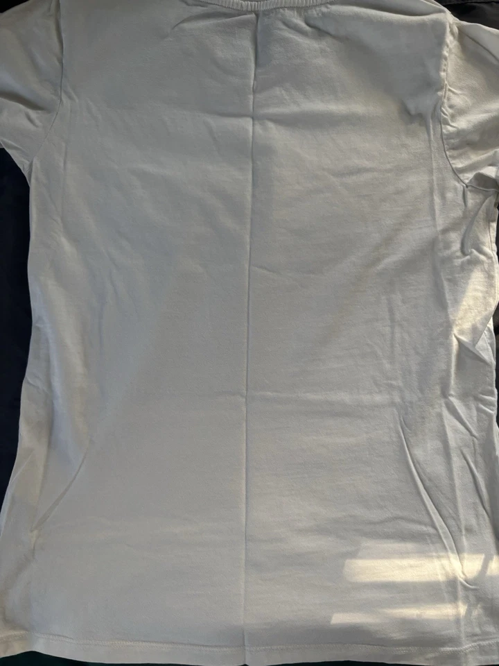 Camiseta para mujer Levi's floral pequeña 100 % algodón Foto 3 de 4