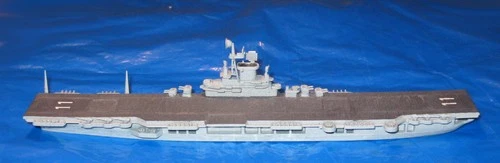 US Aircraft Carrier INTREPID (CV 11), 1:1250