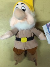 NEW Disney's SNOW WHITE DWARF SNEEZY, 1999, MINT