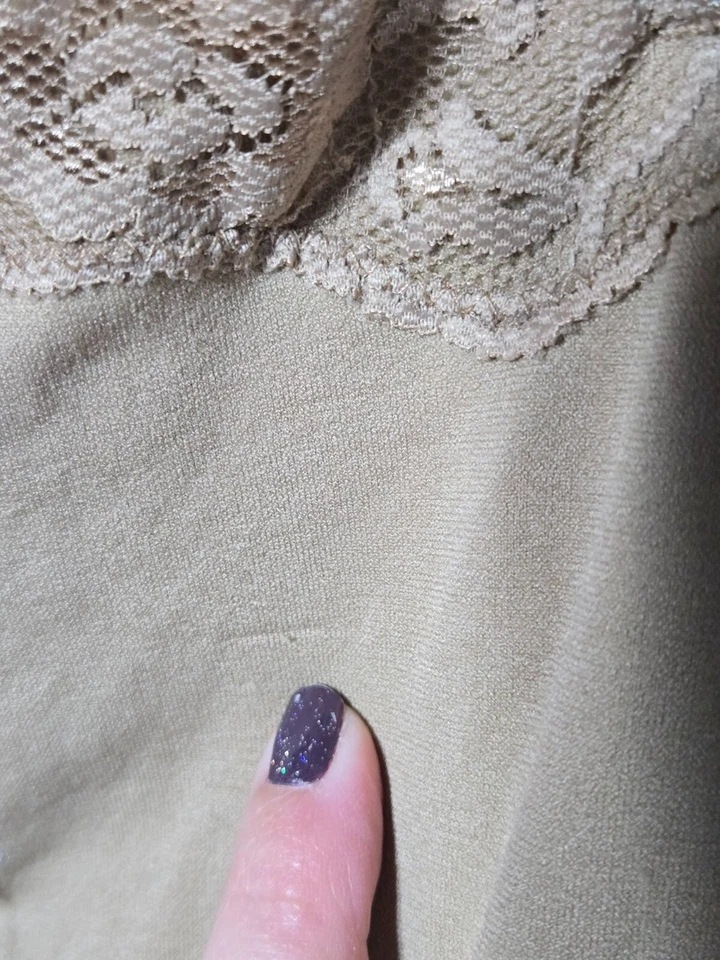 Camiseta sin mangas Bongo para mujer beige encaje cami talla pequeña verano Y2K elástica hada desnuda Foto 4 de 4